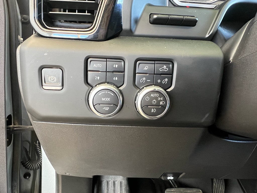 2023 GMC Sierra 1500 AT4X