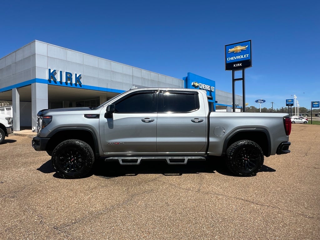 2023 GMC Sierra 1500 AT4X