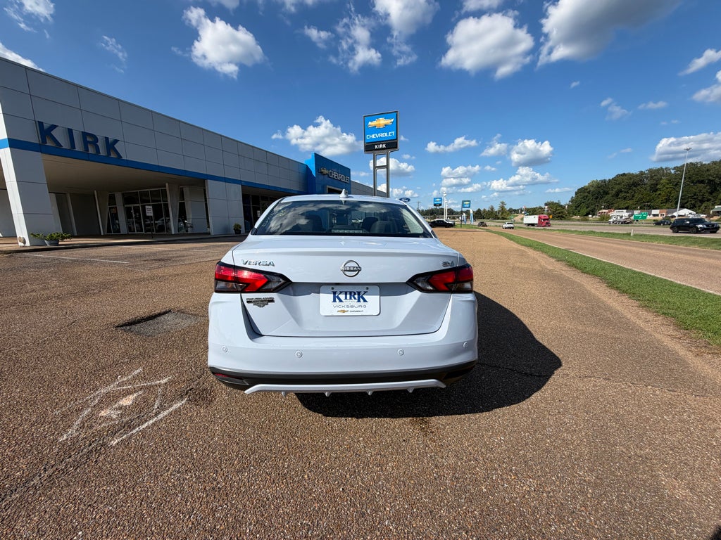 2024 Nissan Versa SV