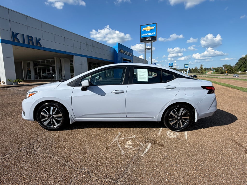 2024 Nissan Versa SV