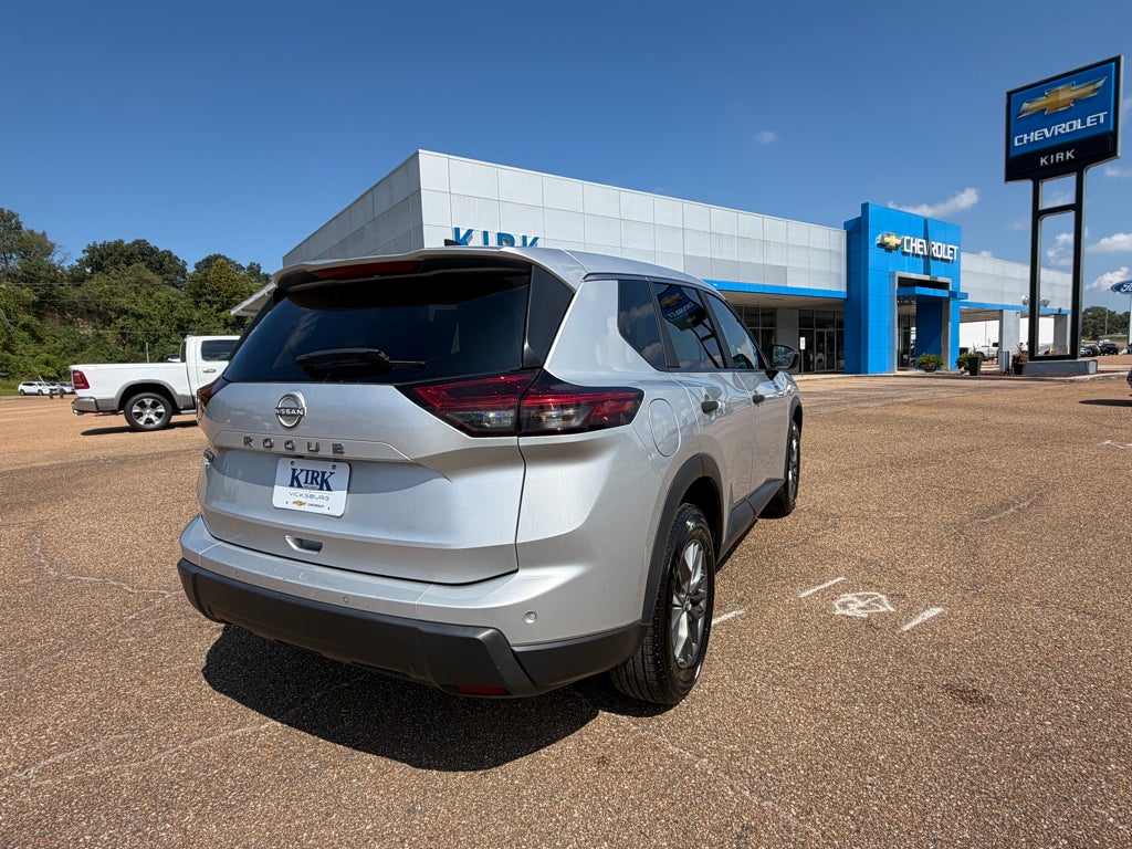 2024 Nissan Rogue S