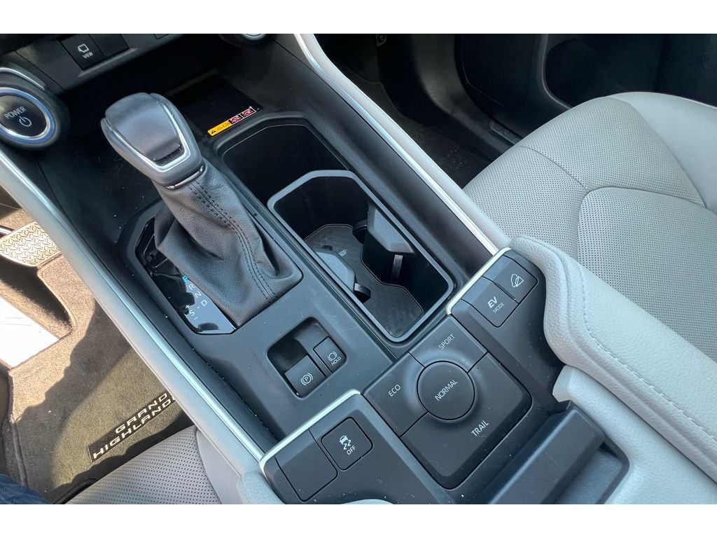 2024 Toyota Grand Highlander Hybrid XLE