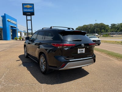 2021 Toyota Highlander Platinum