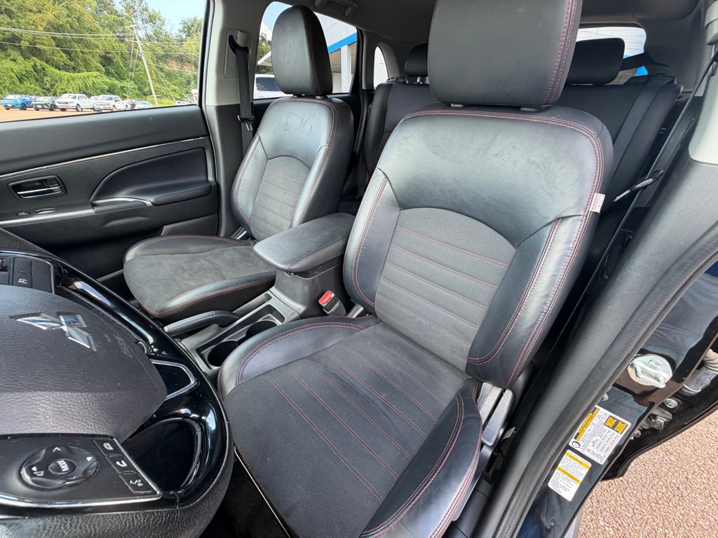 2024 Mitsubishi Outlander Sport S