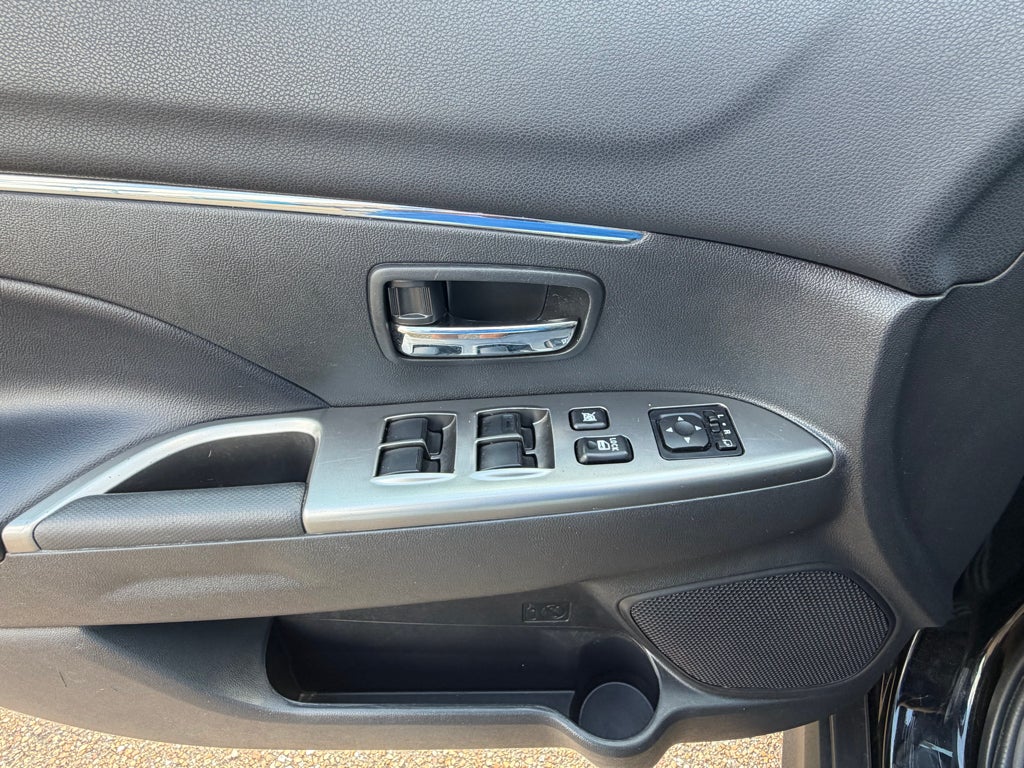 2024 Mitsubishi Outlander Sport S