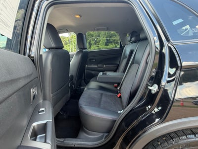 2024 Mitsubishi Outlander Sport S