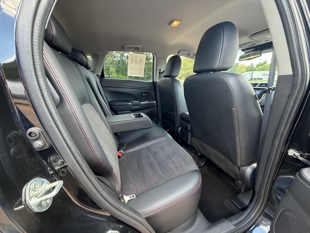 2024 Mitsubishi Outlander Sport S