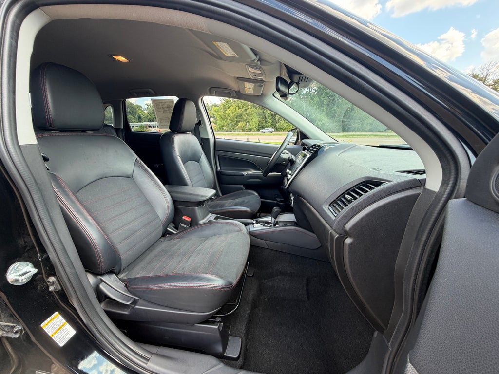 2024 Mitsubishi Outlander Sport S