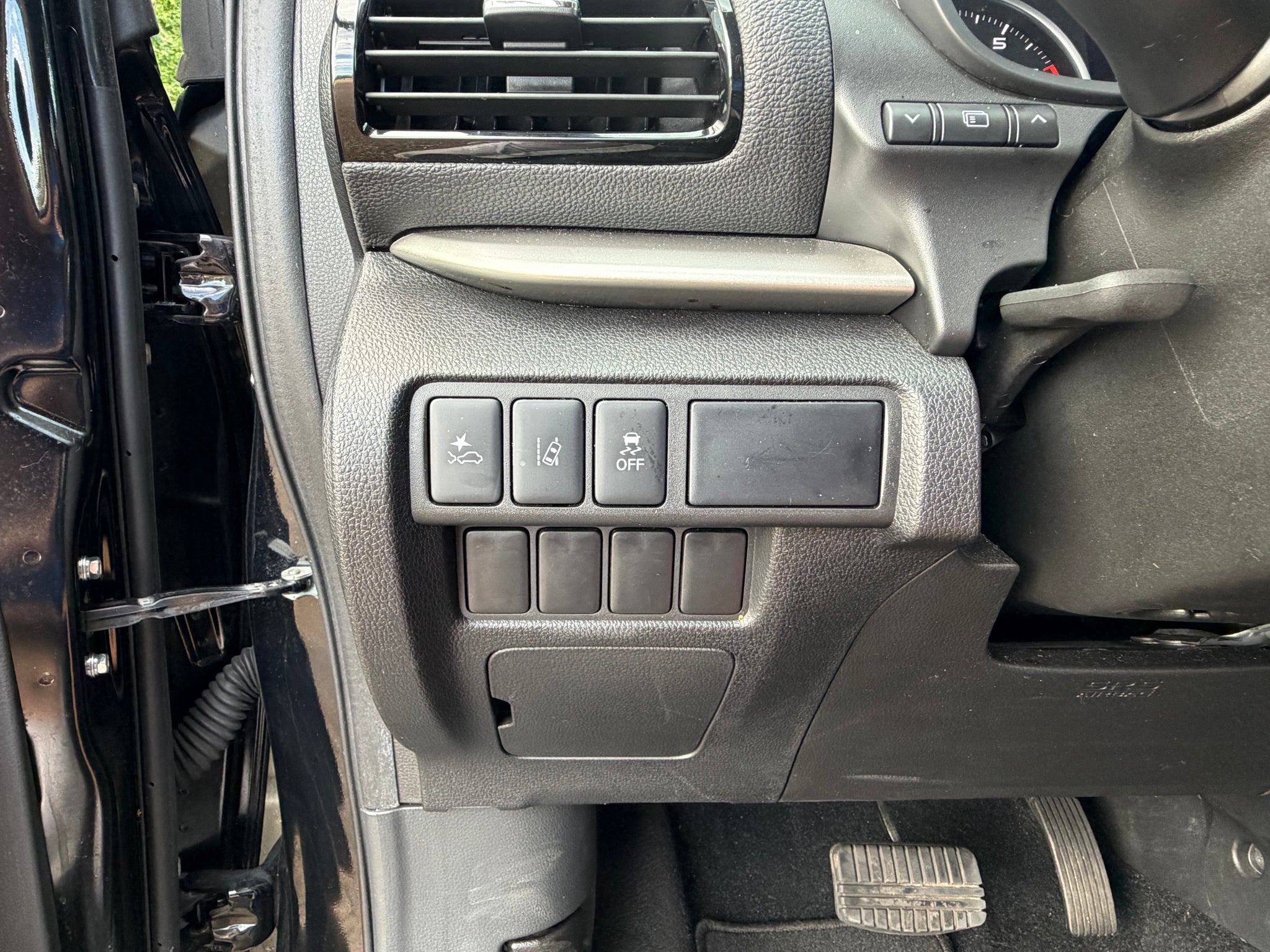 2024 Mitsubishi Eclipse Cross LE