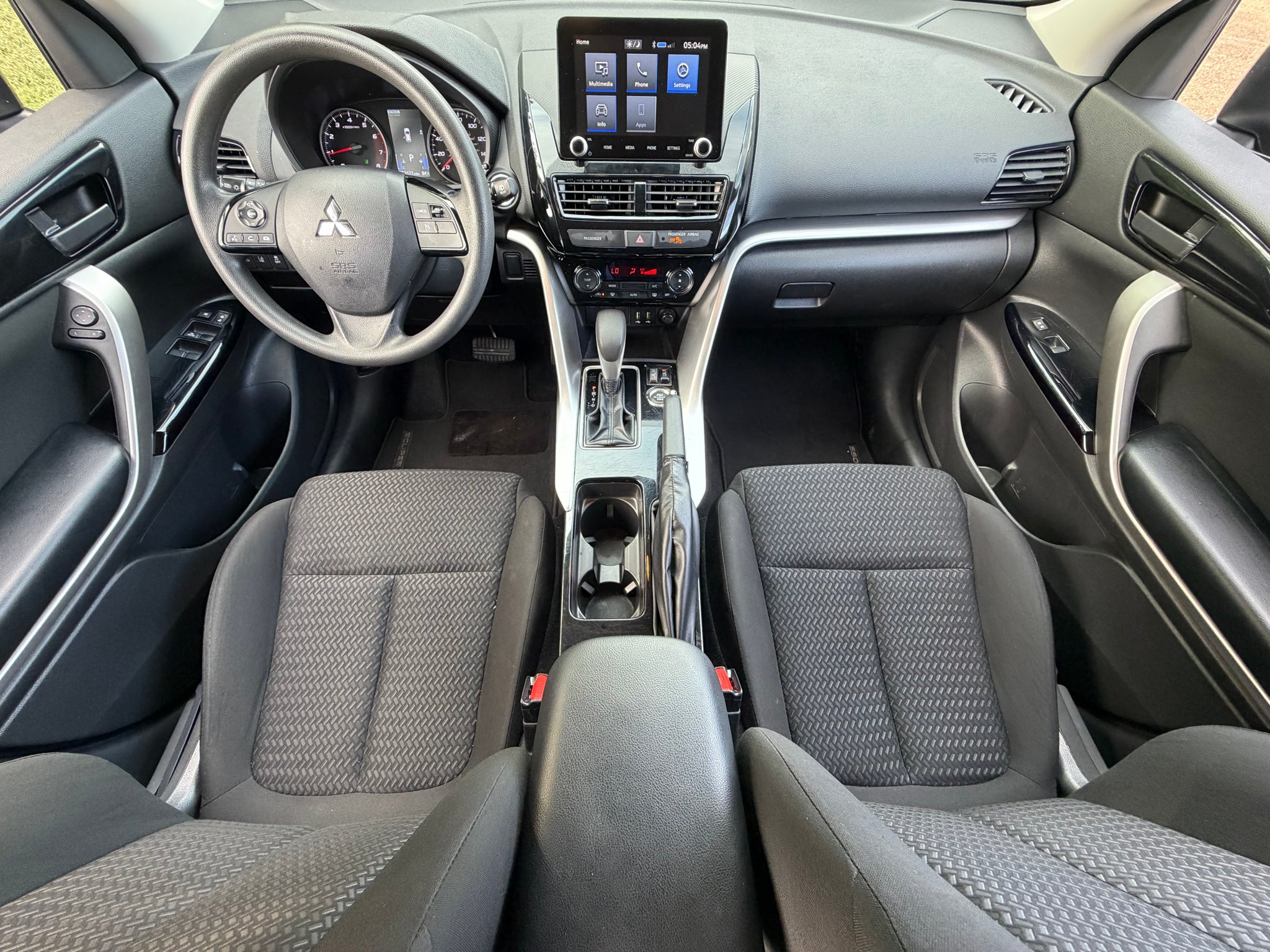 2024 Mitsubishi Eclipse Cross LE