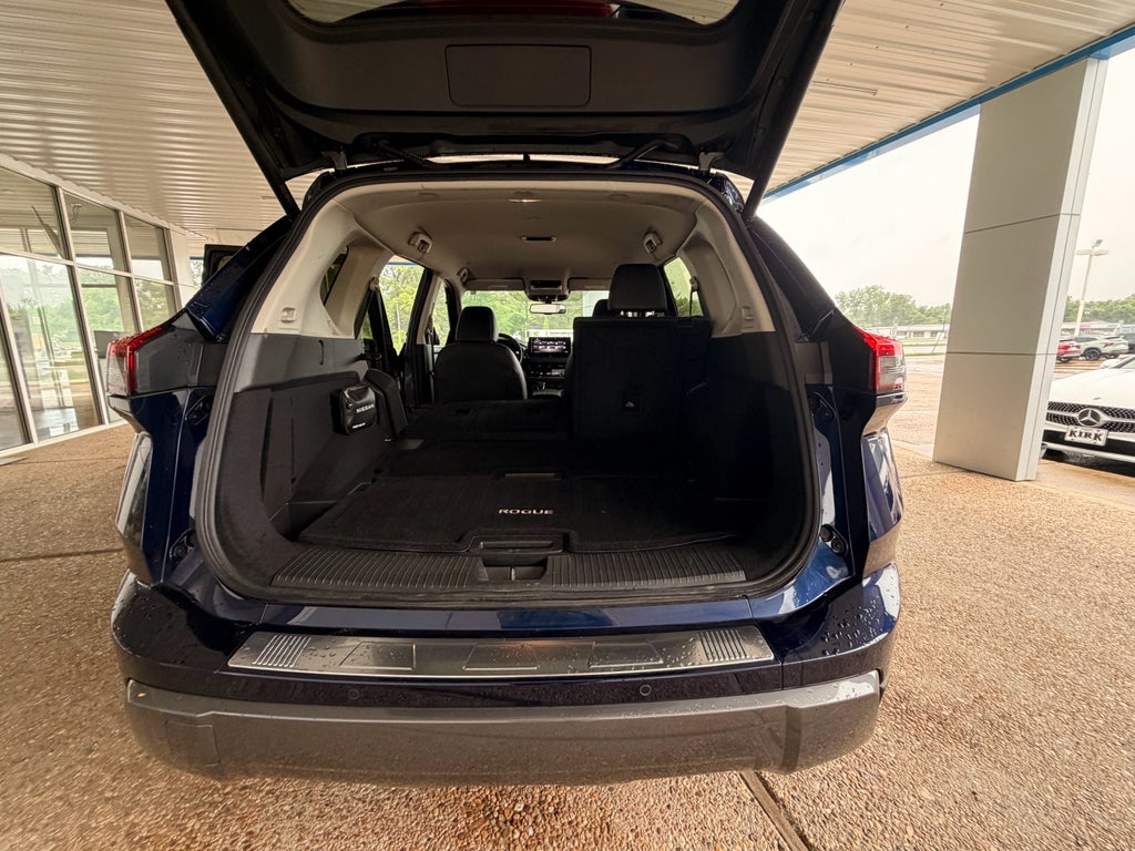 2025 Nissan Rogue SL
