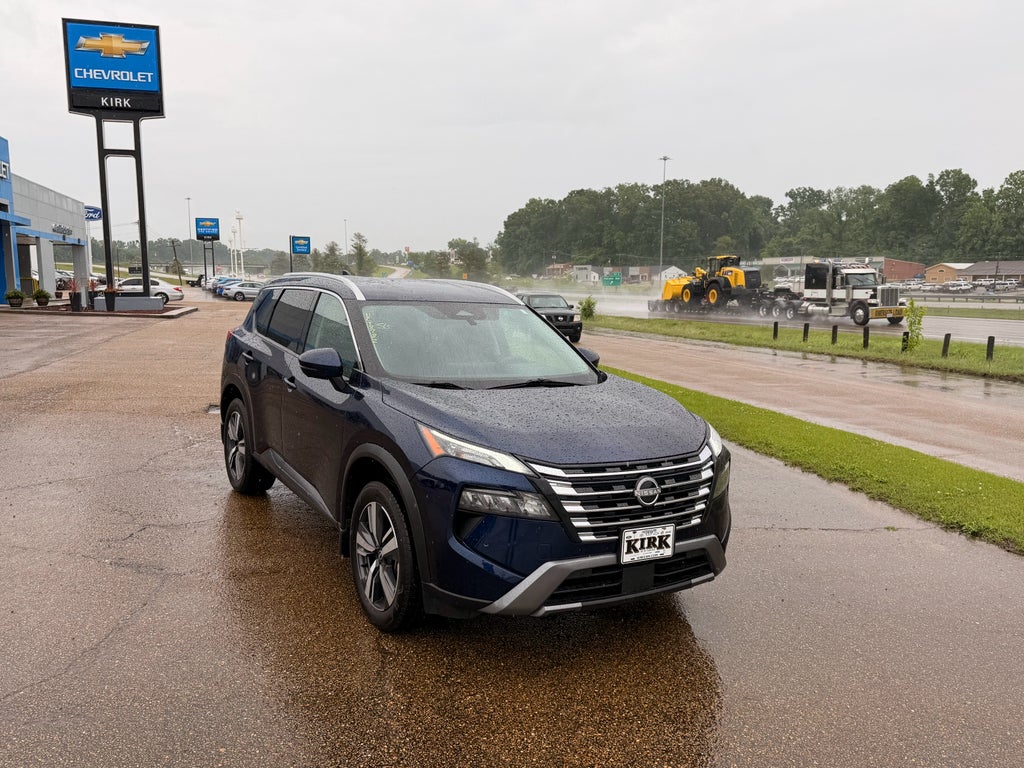 2025 Nissan Rogue SL