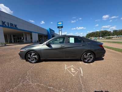 2025 Hyundai Elantra SEL Convenience