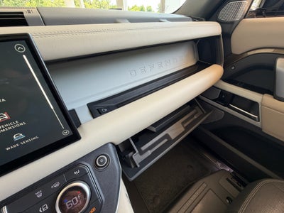 2024 Land Rover Defender X-Dynamic SE