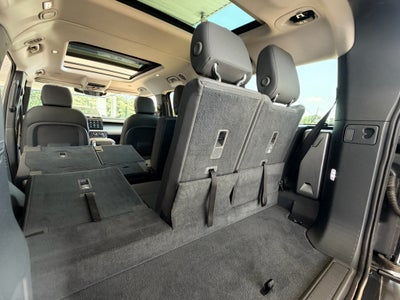 2024 Land Rover Defender X-Dynamic SE