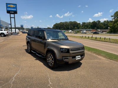 2024 Land Rover Defender X-Dynamic SE