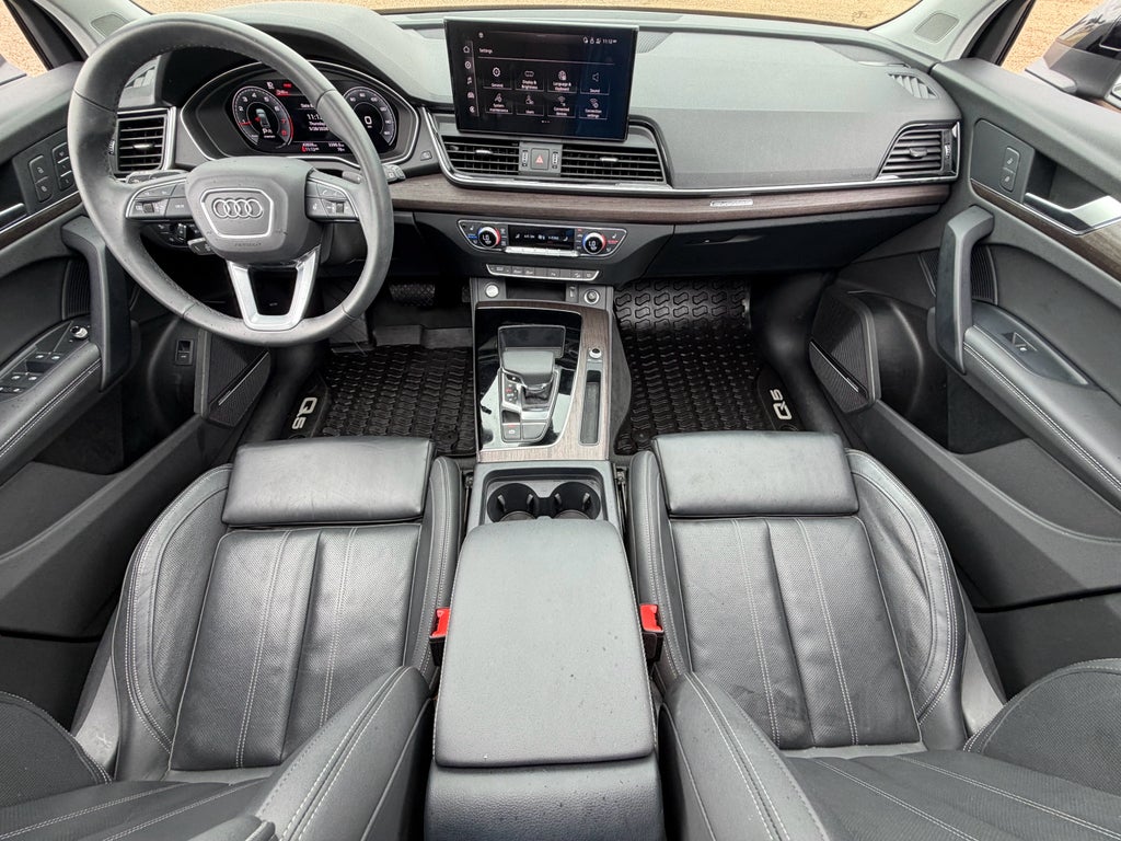 2024 Audi Q5 S line Premium Plus