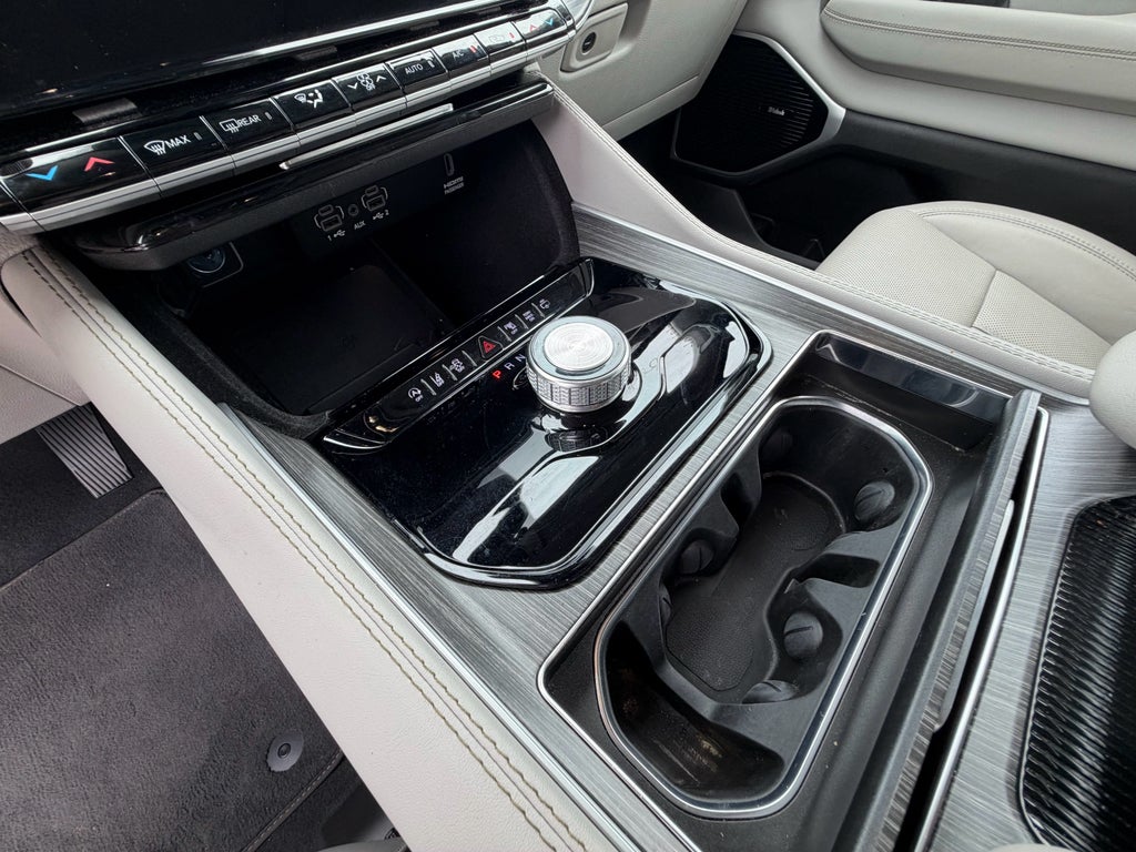 2023 Jeep Wagoneer Series III