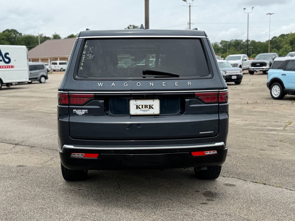2023 Jeep Wagoneer Series III