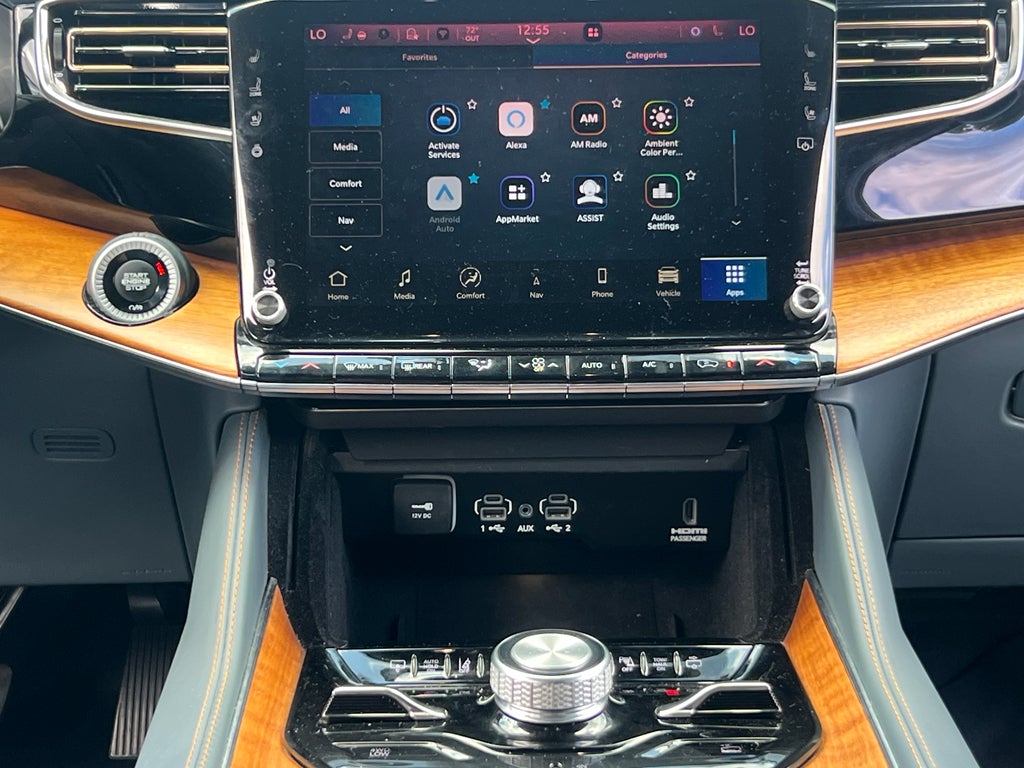 2022 Jeep Grand Wagoneer Series III