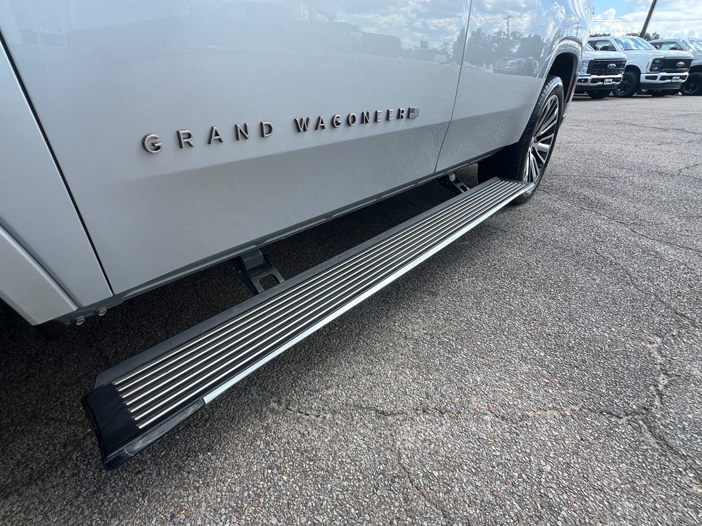 2022 Jeep Grand Wagoneer Series III