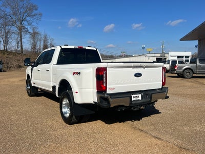 2024 Ford F-350 LARIAT