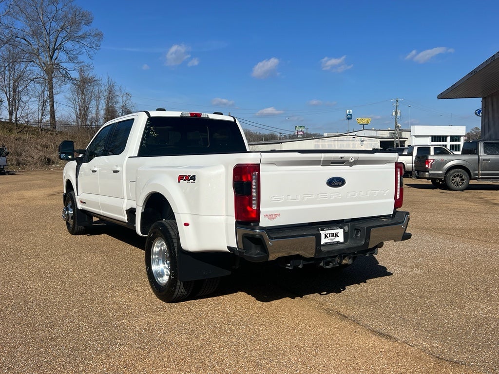 2024 Ford F-350 LARIAT