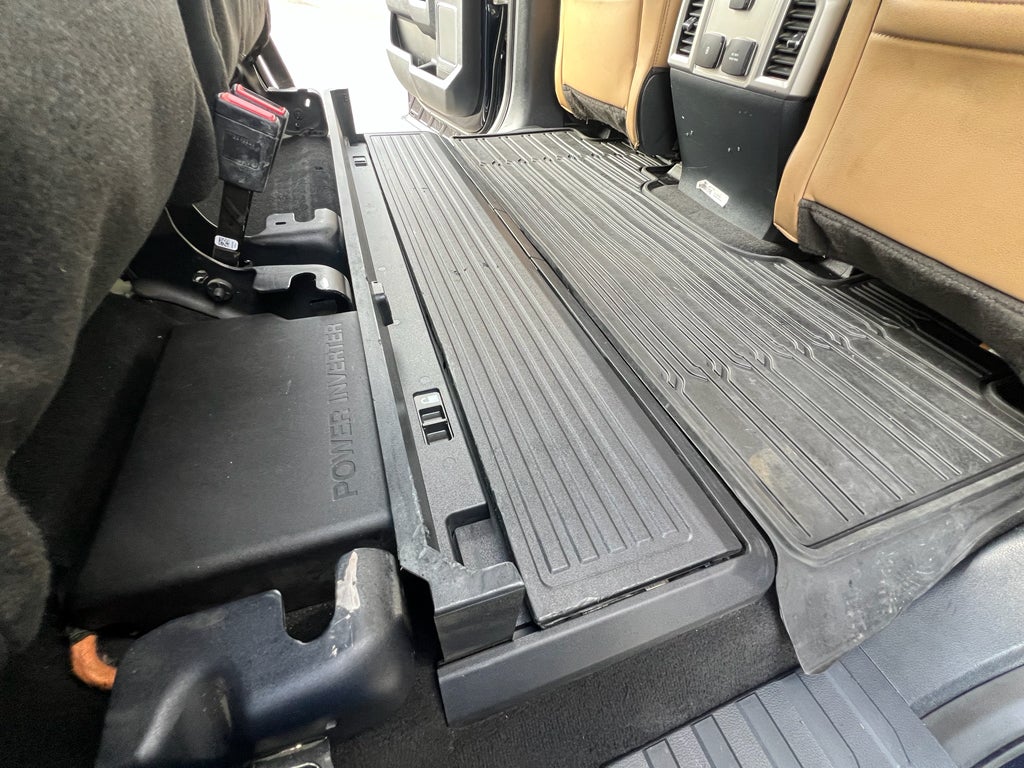 2022 Ford F-450 LARIAT