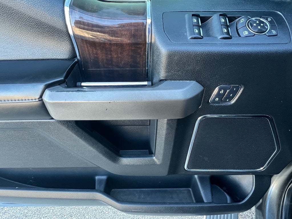 2017 Ford F-150 Platinum