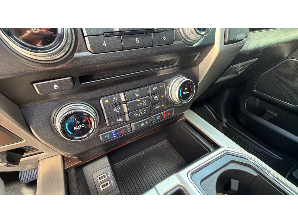 2017 Ford F-150 Platinum