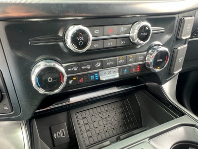 2025 Ford F-150 Lariat®