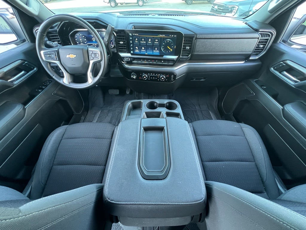 2023 Chevrolet Silverado LT