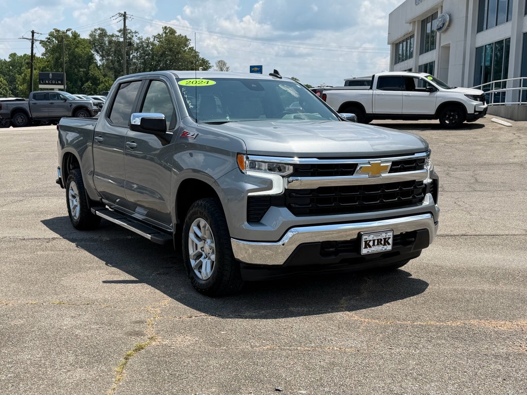 2024 Chevrolet Silverado LT