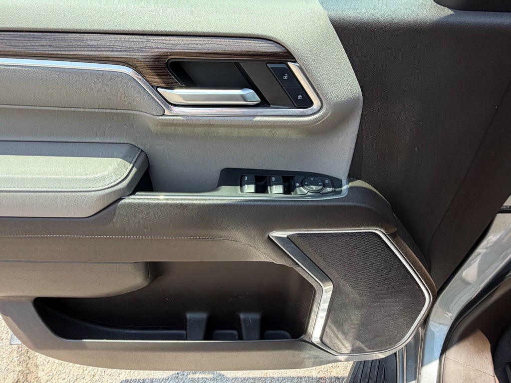 2024 Chevrolet Silverado LT