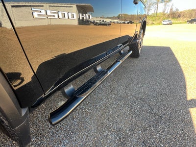 2024 Chevrolet Silverado Custom