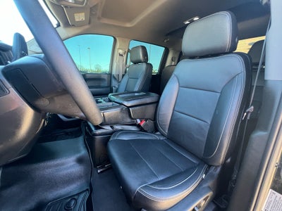 2024 Chevrolet Silverado Custom