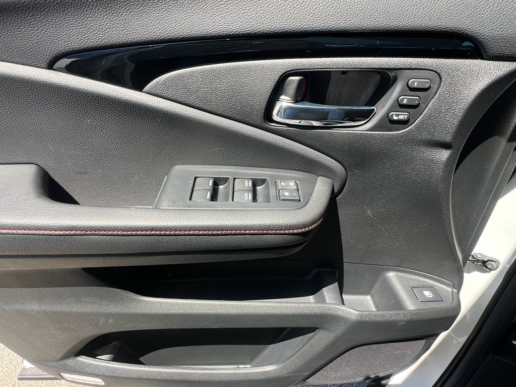 2025 Honda Ridgeline Black Edition