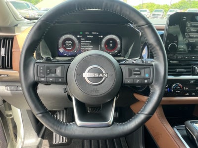 2023 Nissan Pathfinder Platinum