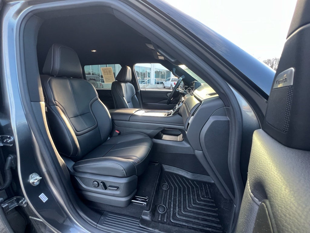 2025 Nissan Armada SL