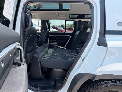 2024 Land Rover Defender 110 S