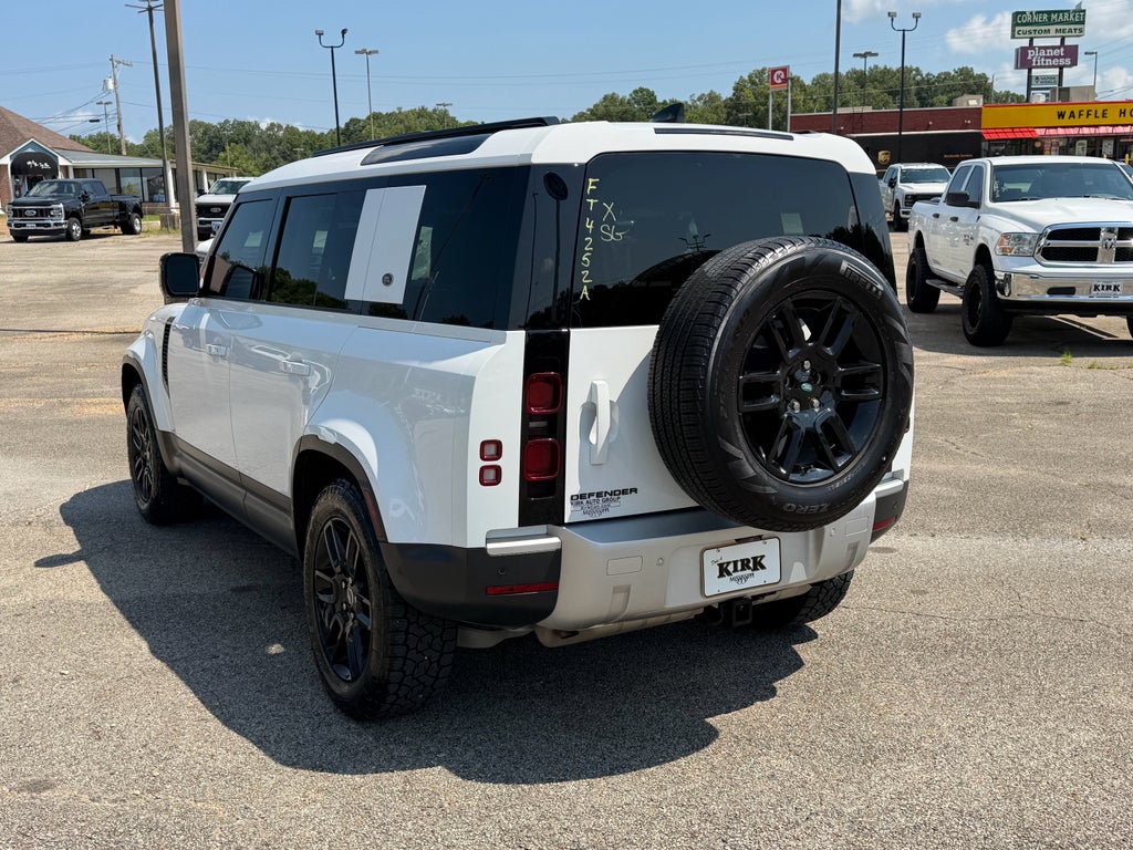 2024 Land Rover Defender 110 S
